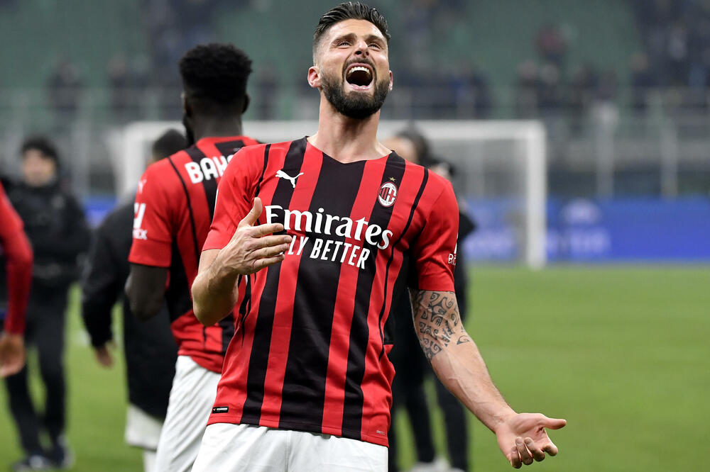 ŽIRU GA DOVEO DO LUDILA! Italijanski komentator ZAPEVAO od sreće posle pobede Milana! (VIDEO)