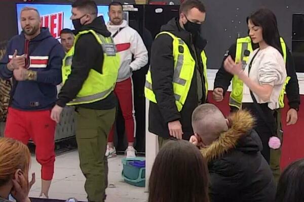 BRUTALNA TUČA TARE I ŠA! Simova udarala gde je stigla, reper podnosi KRIVIČNU PRIJAVU: Scene zgrozile gledaoce!