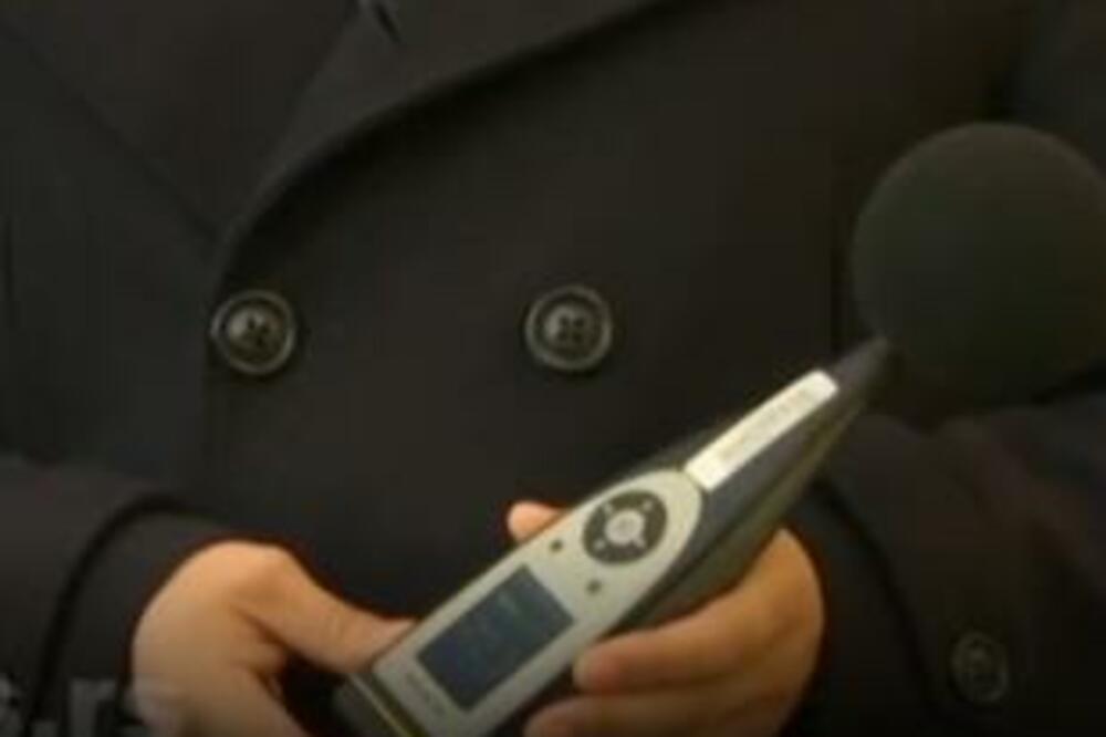 KOMUNALNA MILICIJA SINOĆ MERILA BUKU U CRVENOJ ZONI: Evo KOJE ULICE su bile na "udaru" i ŠTA je UTVRĐENO!