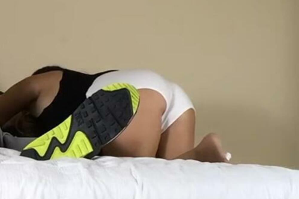 GOVORIO JE ŠTA ŽELI U KREVETU: Ulovila dečka u PRELJUBI, bilo ih je više od JEDNE