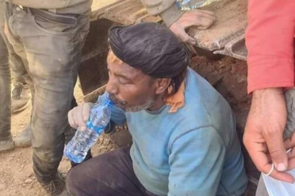 GOLIM RUKAMA KOPAO ZEMLJU KAKO BI DOŠAO DO DEČAKA U BUNARU! Ovo je HEROJ koji je pokušao da spasi RAJANA (FOTO)