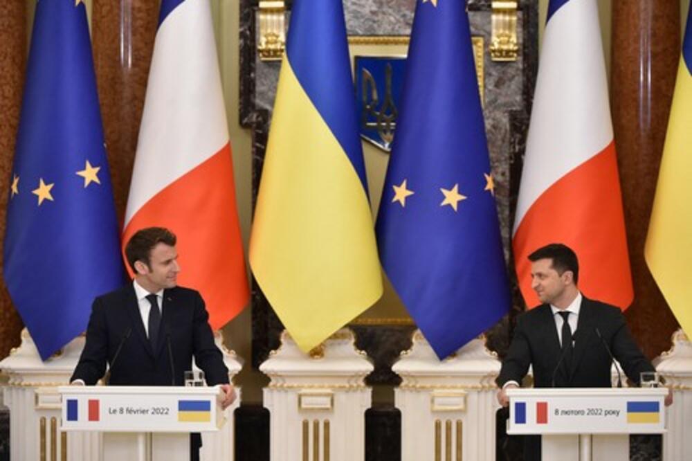 ZELENSKI OTKRIO ŠTA JE PRIČAO SA MAKRONOM: Sastanak išao u DVA SMERA