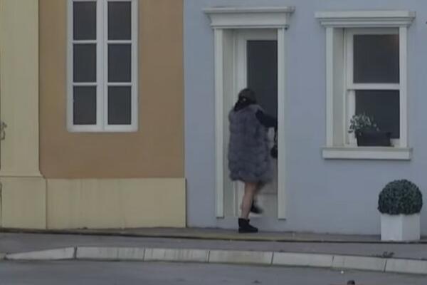 DALILA DRAGOJEVIĆ POBEGLA U NEPOZNATI DEO IMANJA PA POČELA DA BEŽI: Razlog je DEJAN, stigla je KARMA!