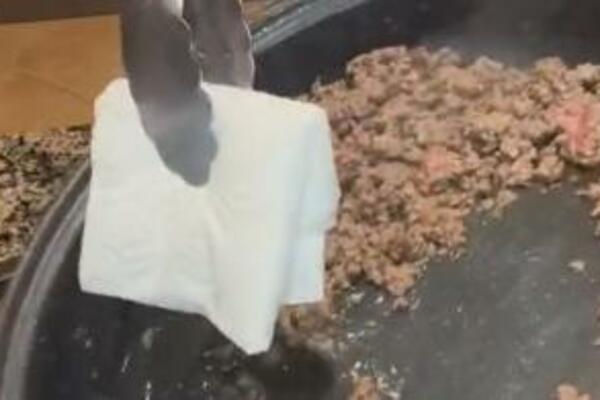 UZ OVAJ TRIK BOLONJEZE SOS VAM NIKAD NEĆE BITI MASAN I TEŽAK: Sve domaćice pravile su KARDINALNU GREŠKU