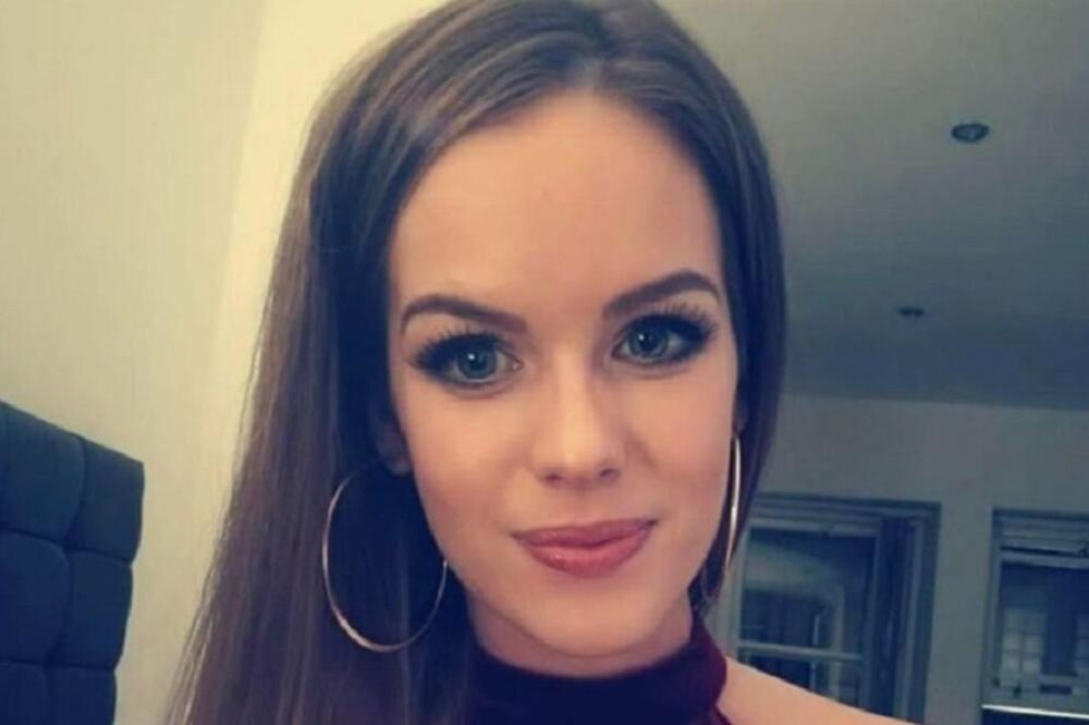 PIJANA NASTAVNICA MOLILA UČENIKA DA JE ZADOVOLJI: "Ponašaj se kao da ti NISAM UČITELJICA”! Šok detalji!