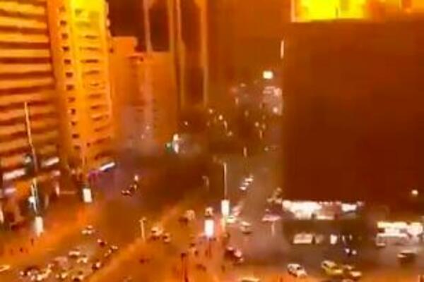 DETALJI EKSPLOZIJE U ABU DABIJU Američka ambasada izdala upozorenje o mogućem napadu projektila ili dronova