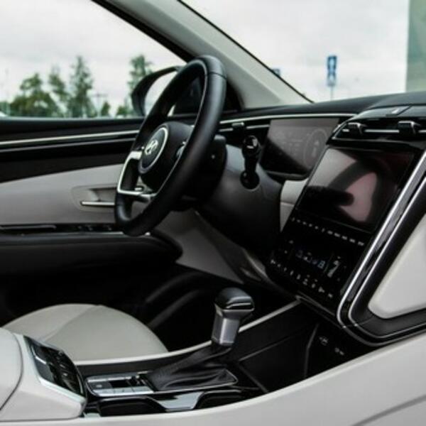 ZNATE LI ŠTA ZNAČI OVAJ ZNAK U AUTOMOBILU? Trećina vozača ga NE PREPOZNAJE, proverite da li ste MEĐU NJIMA! (FOTO)