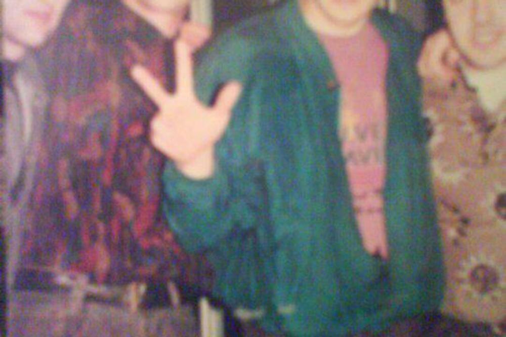 SKOLE JE SUROVO NAPLATIO DUG! Pričalo se da je devedesetih LOMIO I RUKE I NOGE, ali tu nije STAO! (FOTO)