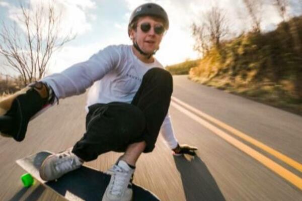 JUTJUBER POGINUO U AVIONSKOJ NESREĆI!