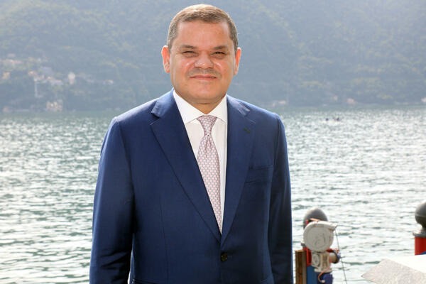 POKUŠAJ ATENTATA NA LIBIJSKOG PREMIJERA! Metak probio prozor na njegovom automobilu