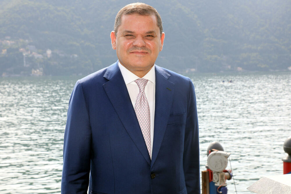 POKUŠAJ ATENTATA NA LIBIJSKOG PREMIJERA! Metak probio prozor na njegovom automobilu