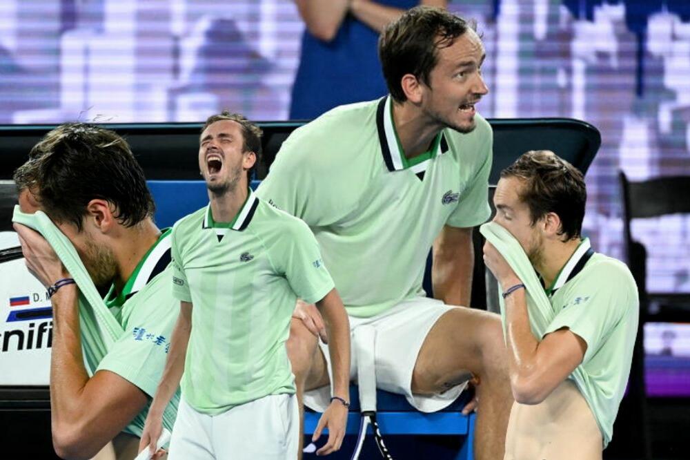 SVAĐE SA SUDIJOM I PUBLIKOM! ŠUTIRANJE KAMERE, PSOVKE! MEDVEDEV I PROBLEMI SA KONTROLOM BESA! (VIDEO)