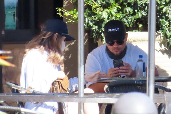 BIO JE LUDAČKI ZGODAN, U JEKU SLAVE JE NESTAO: Pričao je da se čuva za BRAČNU NOĆ, a devojke su ga OPSEDALE! FOTO