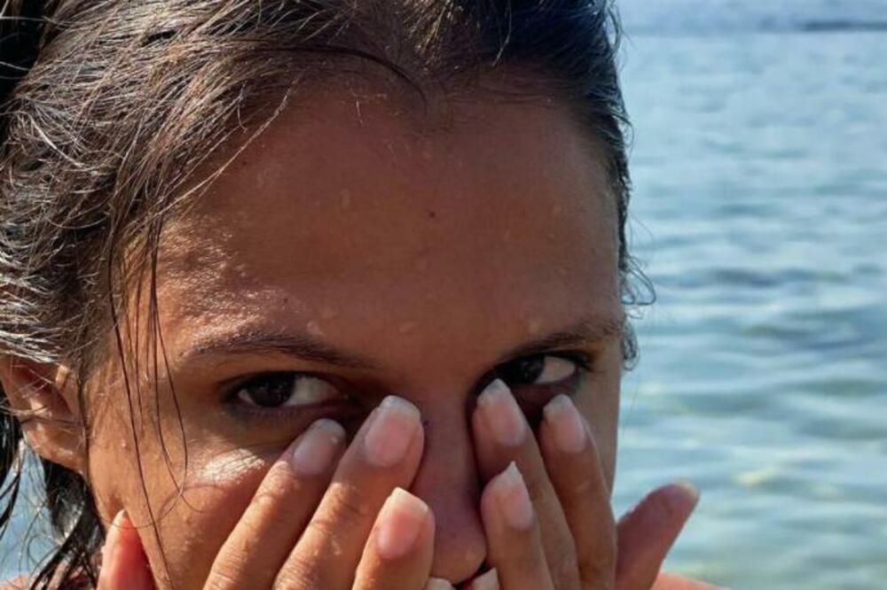 GLUMILA JE TOMINU SUPRUGU, A SAD SE UDAJE ZA KOLEGU: Zbog scene sa seta, VERENIK joj je predložio OVO