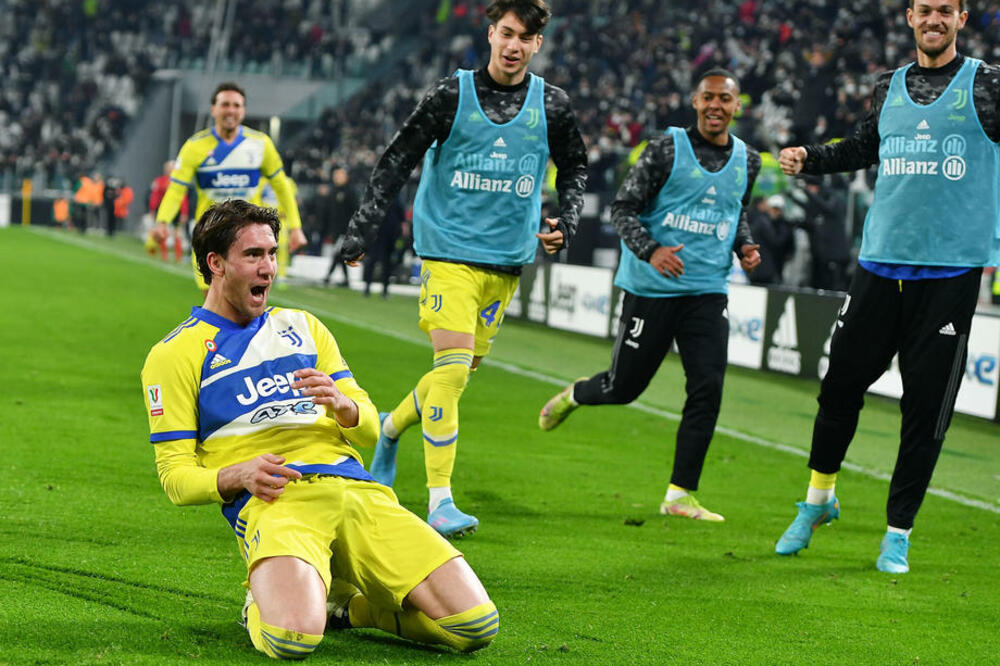 NOVE ALEGRIJEVE KRITIKE NA RAČUN VLAHOVIĆA!