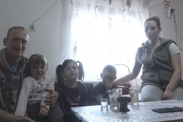 UMESTO DA UVEČE BROJE PARE, ZAVRŠILI U PORODILIŠTU: Jedina mlada u Srbiji koja se porodila NA DAN SVOG VENČANJA