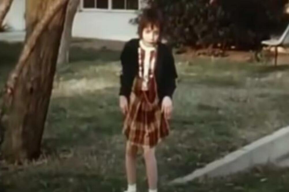 NAJGORI SLUČAJ ZLOSTAVLJANJA DETETA! Otac je 13 GODINA vezivao LANCIMA, bila je NEMA i nije znala da ŽVAĆE (VIDEO)