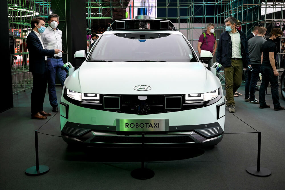 HJUNDAI NE PRESTAJE DA IZNENAĐUJE! Novi električni model pruža ZADIVLJUJUĆI dizajn i brojna UNAPREĐENJA! (FOTO)