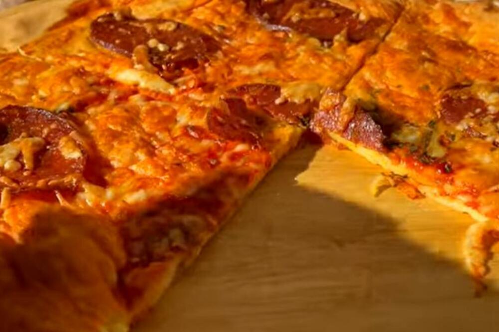 LAŽNA PICA KOJA OBARA SVE REKORDE: Testo ĆE VAS ODUŠEVITI, brzinski doručak U NAJAVI (RECEPT)