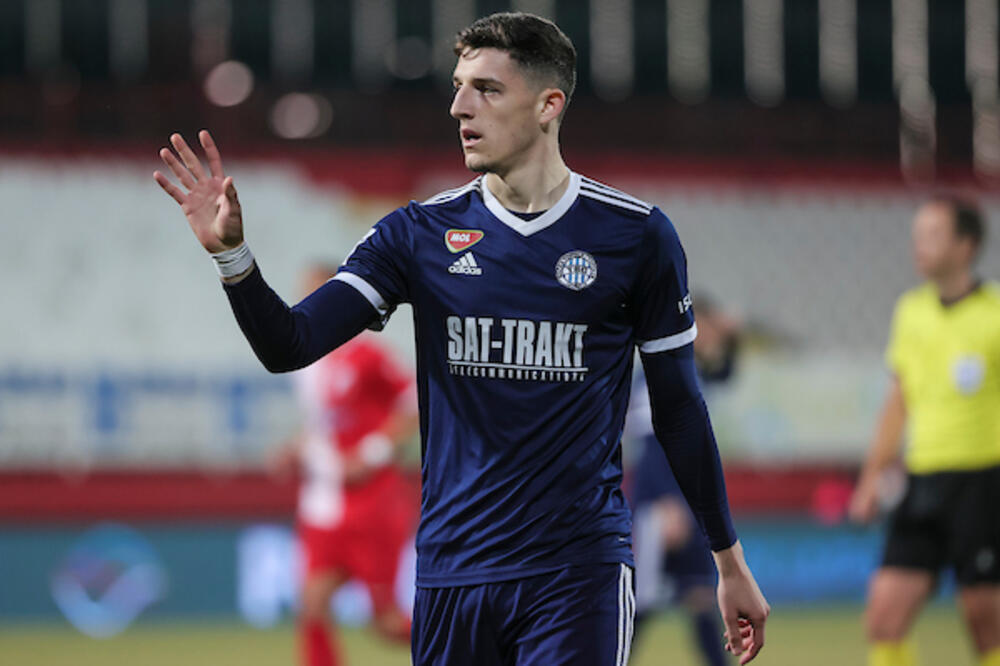 TRAŽILA GA ZVEZDA, ZAVRŠIO U RUSIJI: Milioni stižu u Bačku Topolu!