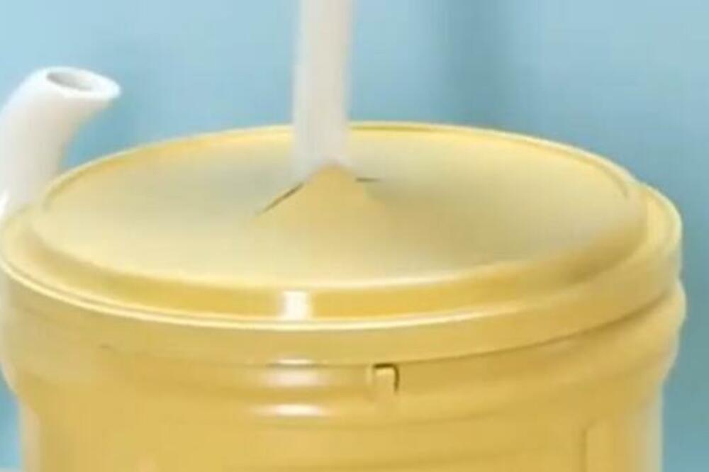 SAMI NAPRAVITE VLAŽNE MARAMICE: Potrebno vam je samo PAR SASTOJAKA (VIDEO)