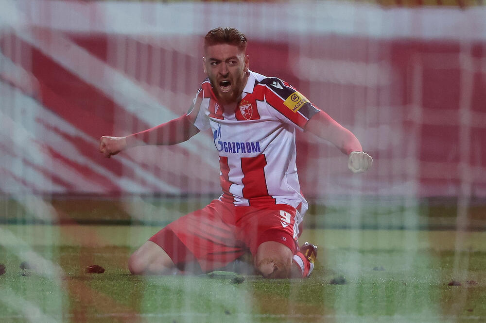 PAVKOV SE NE VRAĆA U ZVEZDU! Milan dobio ponudu jednog od najbogatijih arapskih klubova (FOTO)