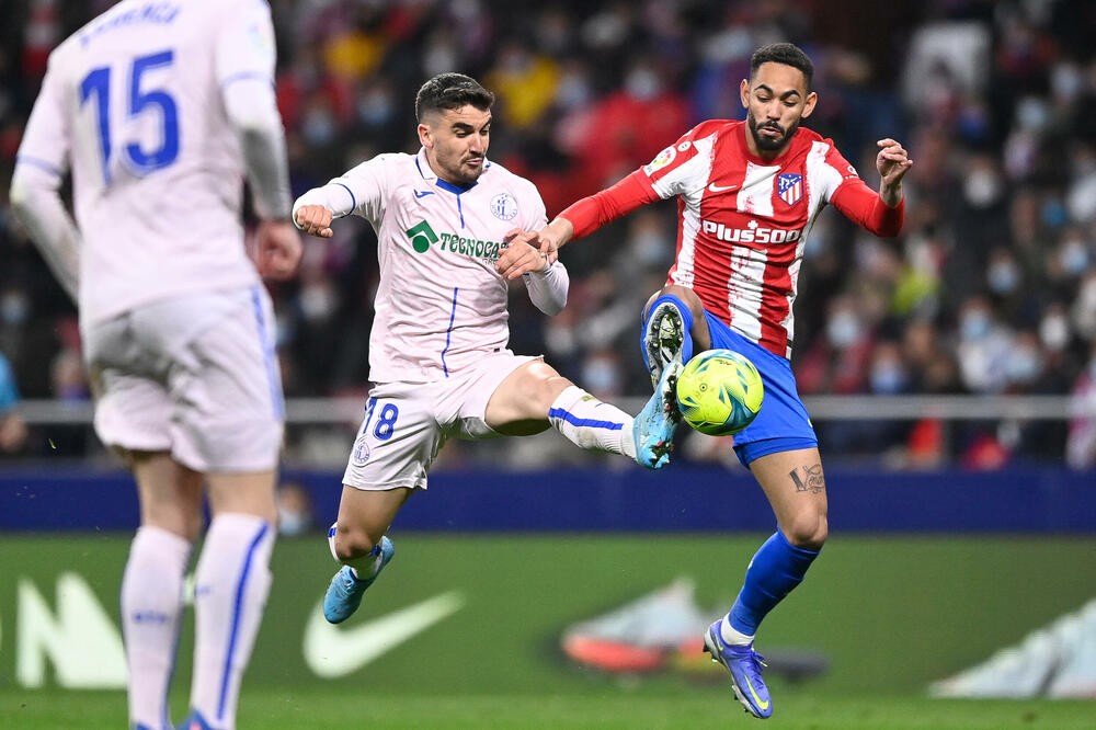 SVAŠTA JE VIĐENO U MADRIDU: Atletiko sa igračem manje na kraju slomio Hetafe (FOTO)