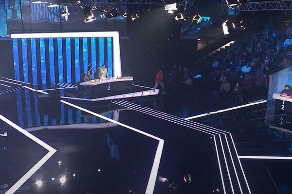 VELIKO PRIZNANJE NAŠE POZNATE PEVAČICE! Već 19 godina to traje, pred kamerama ne deluje da je tako, ŠOK!