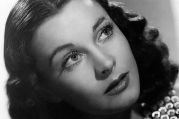 BILA JE DIVA JEDNOG VREMENA: Pričalo se da je UPALA U DEPRESIJU posle STRAŠNOG DOGAĐAJA, pronašli su je MRTVU