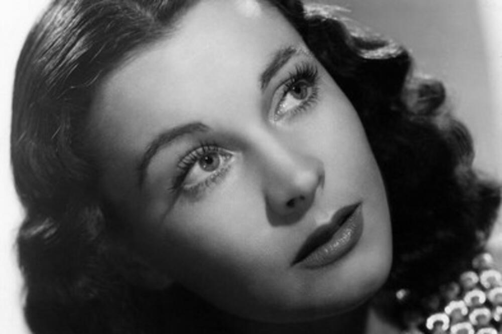 BILA JE DIVA JEDNOG VREMENA: Pričalo se da je UPALA U DEPRESIJU posle STRAŠNOG DOGAĐAJA, pronašli su je MRTVU