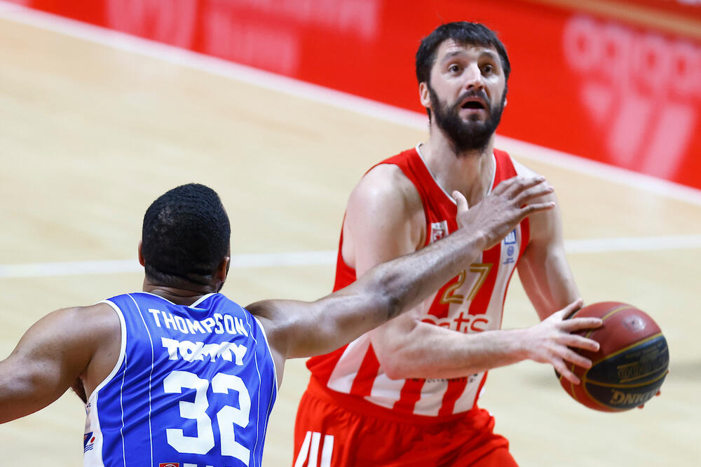 ZVEZDA NEVEROVATNIM ŠUTEM ZA TRI SRUŠILA ZADAR: Nastavila se serija pobeda crveno-belih u ABA ligi!