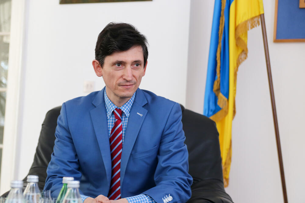 OGLASIO SE AMBASADOR: Poznat je broj izbeglica koje su iz Ukrajine došle u Srbiju