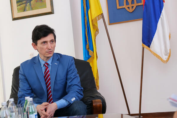 "PUTIN ŽELI DA PONOVI SSSR": Odlazeći ambasador Ukrajine u Srbiji - lako je zauzeti zemlju kojoj niko ne pomaže!