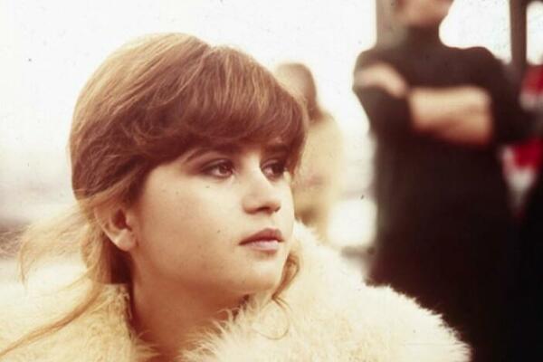 IGLU NIJE VADILA IZ RUKE,TRI PUTA SE PREDOZIRALA:Nakon SILOVANJA na snimanju filma,PSIHIČKI se promenila i SKONČALA