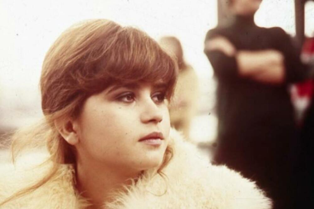 IGLU NIJE VADILA IZ RUKE,TRI PUTA SE PREDOZIRALA:Nakon SILOVANJA na snimanju filma,PSIHIČKI se promenila i SKONČALA