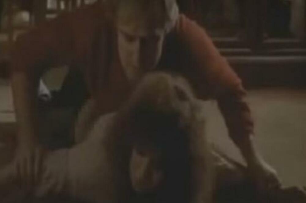 "KAO DA SU ME OBOJICA SILOVALA, BILA SAM PONIŽENA": Poznata GLUMICA opisala STVARNO SCENU SE*SA u filmu (FOTO)