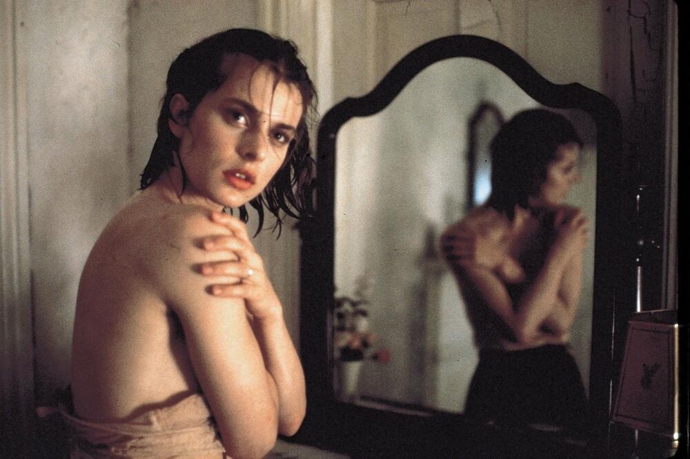 SA 15 JE IMALA TROJKU SA OVIM DASOM, ROĐENOM OCU ŽELELA SMRT: Životna priča GLUMICE nikoga ne ostavlja RAVNODUŠNIM