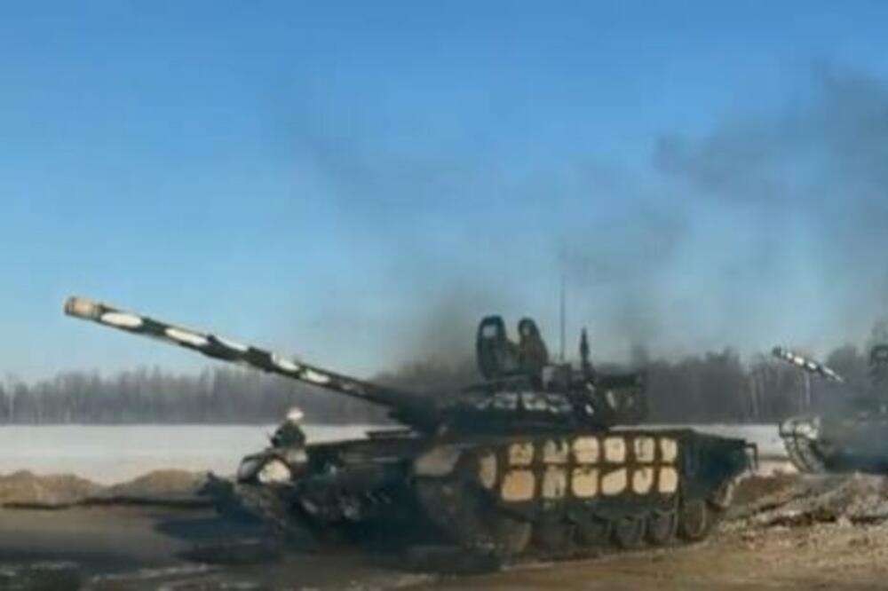 "DANAS SMO OSRAMOTILI I UNIŠTILI ZAPAD BEZ ISPALJENOG METKA": Rusi objavili snimak povlačenja (VIDEO)