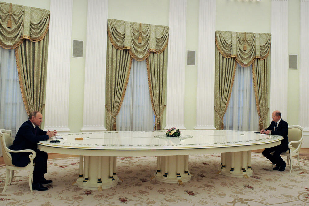 "MI JESMO VIDELI RAT U EVROPI, ZAPOČEO GA JE NATO PROTIV JUGOSLAVIJE": Putin nakon sastanka sa nemačkim kancelarom!