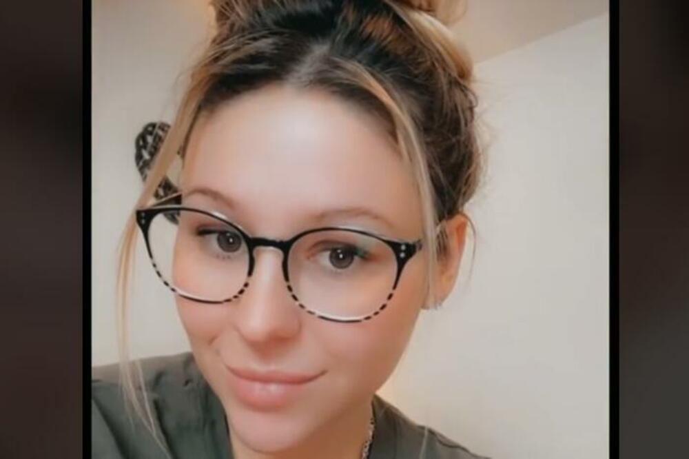 U ZEMLJU DA PROPADNE: Majka 2 dece flertom htela da OBEZBEDI POPUST, a onda joj se desila TEŠKA BLAMČINA! (VIDEO)