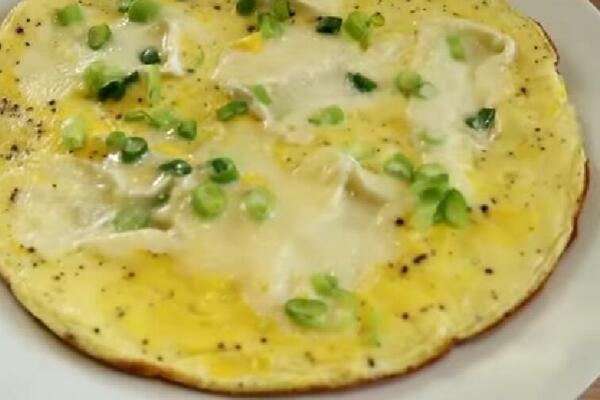 RECEPT POZNATOG KUVARA ZA DORUČAK DOSTOJAN ŠAMPIONA: Pravi se za samo 45 SEKUNDI