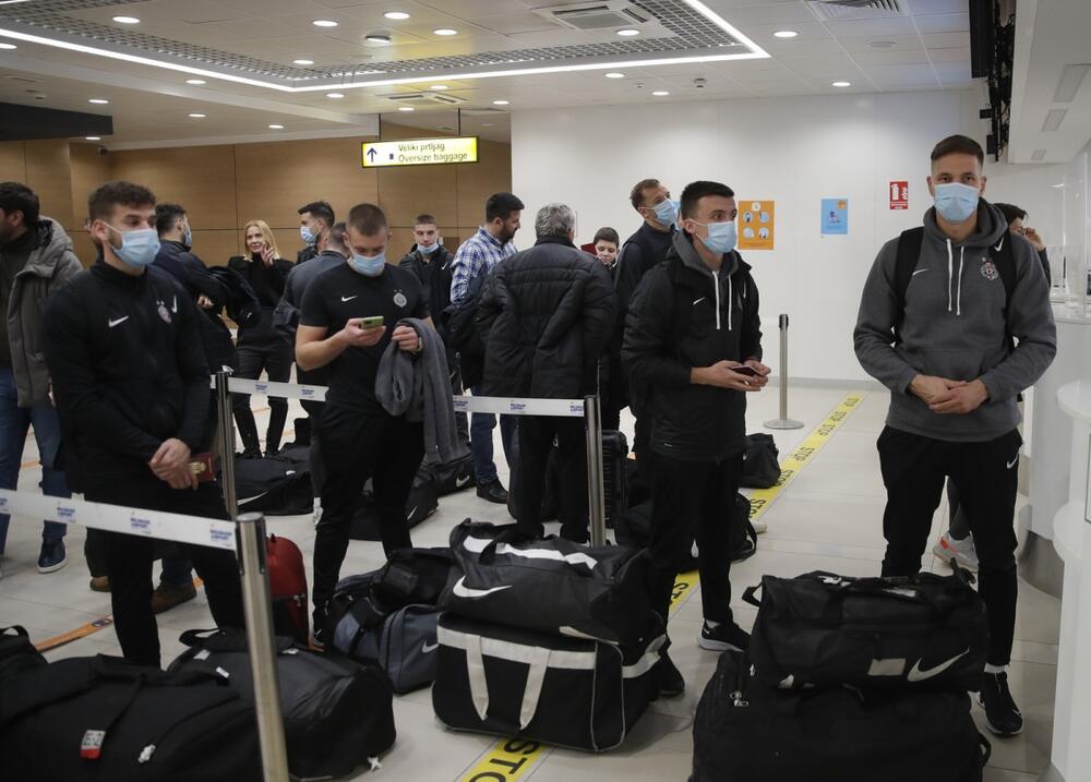 FK Partizan, Fudbal, Sport