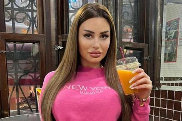 ISTRESLI KRISTINU MANDARINU: Hrvatica u JEZIVOJ SCENI, sve ISPLIVALO! (FOTO)