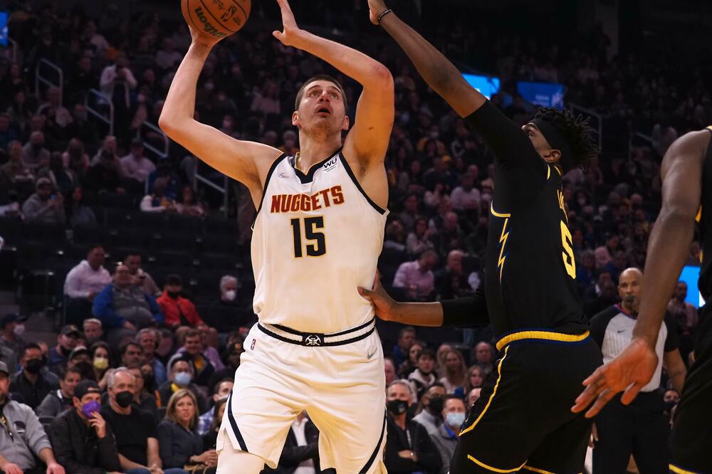 NOVA MONSTRUOZNA PARTIJA JOKIĆA! Bjelica gledao ŠOU MVP-ja, Voriorsi nemoćni! (VIDEO)