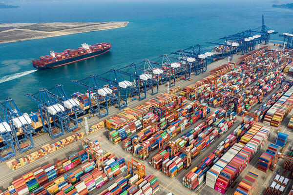 STRANI INVESTITORI IMAJU POVERENJE U KINU: Supervelika ulaganja u superveliko tržište