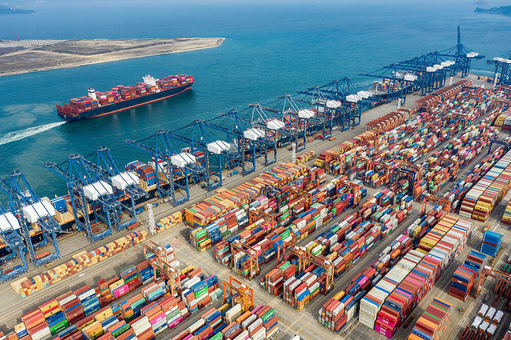 STRANI INVESTITORI IMAJU POVERENJE U KINU: Supervelika ulaganja u superveliko tržište