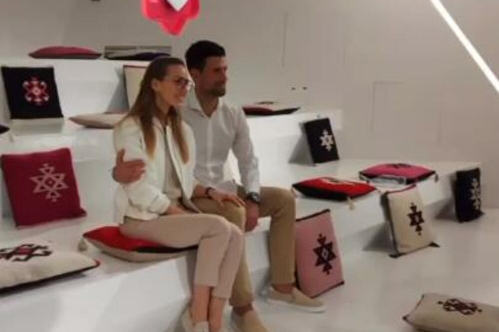 VELIKI DAN ZA JELENU ĐOKOVIĆ: Novak je bio NAJVEĆA podrška, ZAGRLIO JE, a na ovoj slici su posebno ZASIJALI! (FOTO)