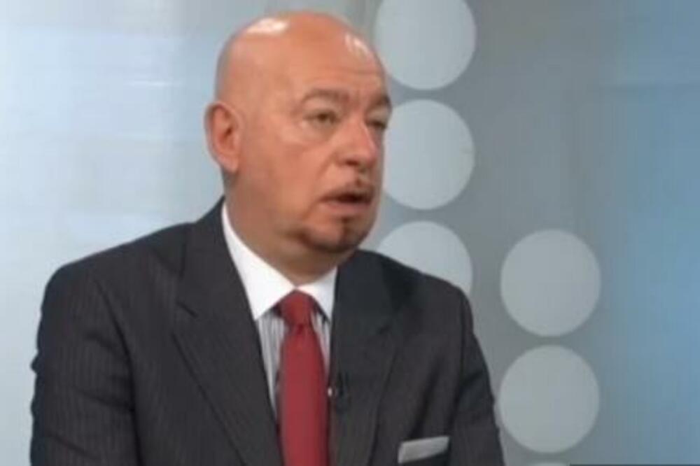 "NALAZIMO SE U PETOM TALASU, ALI IMAMO MNOGO MANJE ZARAŽENE DECE!" Dr Bekić o efektima mini raspusta