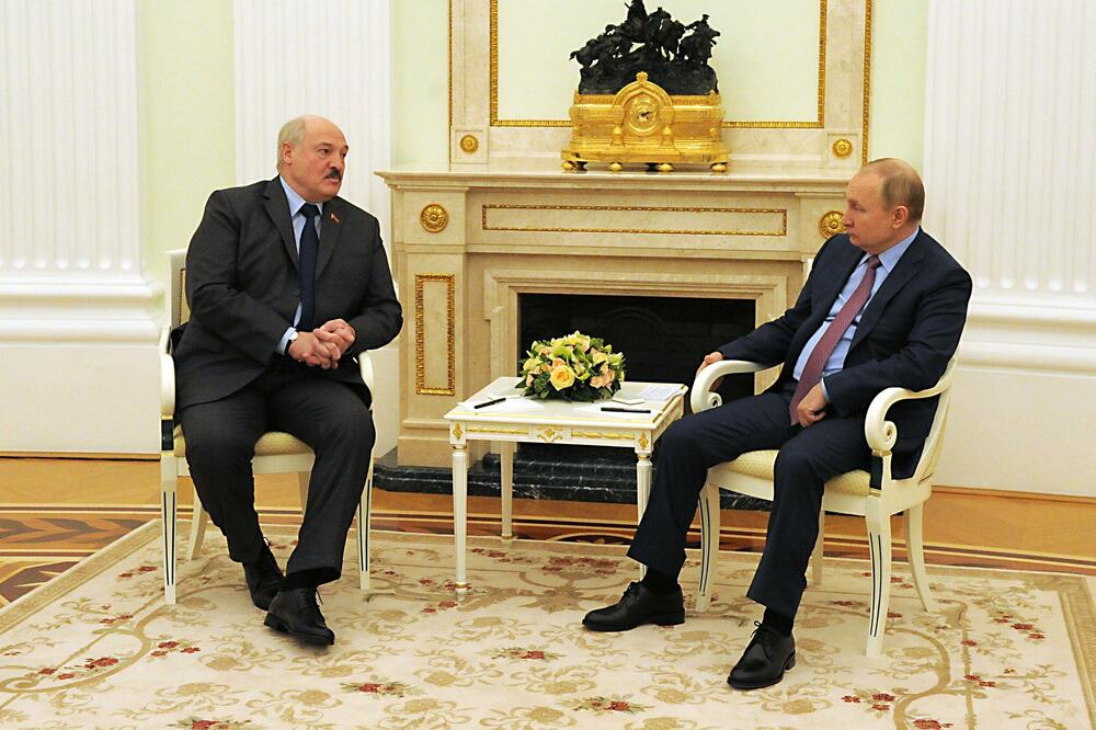 BELORUSIJA IZGLASALA NA REFERENDUMU: Rusija može da postavi NUKLEARNO ORUŽJE i na njenoj teritoriji!