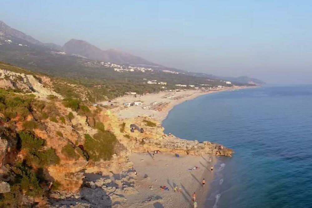 "VISOKO SU POLETELI, ALI JOŠ BRŽE ĆE PASTI": Srbi razočarani LETOVANJEM u Albaniji, kažu da je ovo PROBLEM!